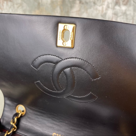 CHANEL CLASSIC FULL FLAP BLACK LAMBSKIN 24K GHW SMALL 🔥Like New!!!!🔥 - Picture 11 of 15